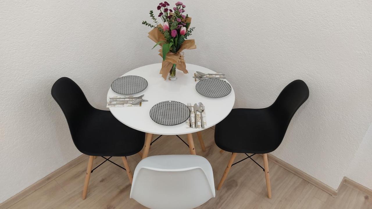 Studio Apartment - A Bit Of Joy ซาราเยโว ภายนอก รูปภาพ